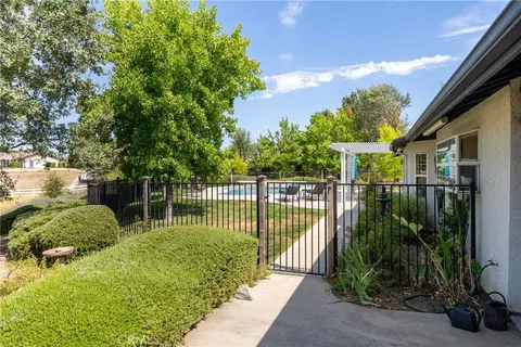 Exterior - 915 Santa Rita, Templeton, CA 93465 photo 5 of 16