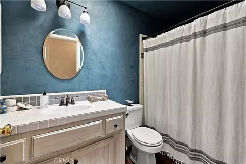 Bath - 915 Santa Rita, Templeton, CA 93465 photo 1 of 1