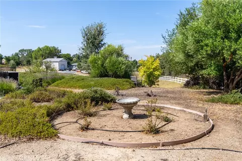 Exterior - 915 Santa Rita, Templeton, CA 93465 photo 13 of 16