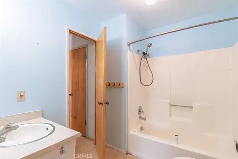 Bath - 320 Grace, Paso Robles, CA 93446 photo 2 of 2