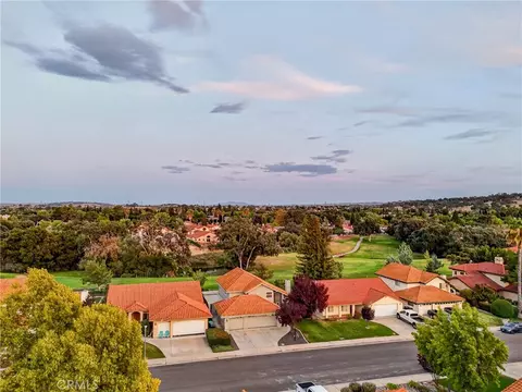 View/Area - 928 Saint Ann, Paso Robles, CA 93446 photo 4 of 8
