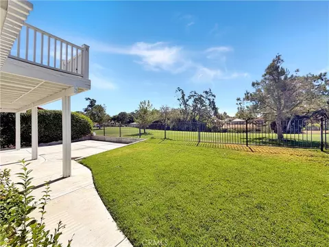 928 Saint Ann, Paso Robles, CA 93446 photo 8