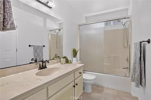 Bath - 928 Saint Ann, Paso Robles, CA 93446 photo 3 of 3