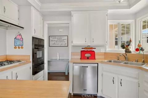 Kitchen - 235 Antares, Lompoc, CA 93436 photo 5 of 6