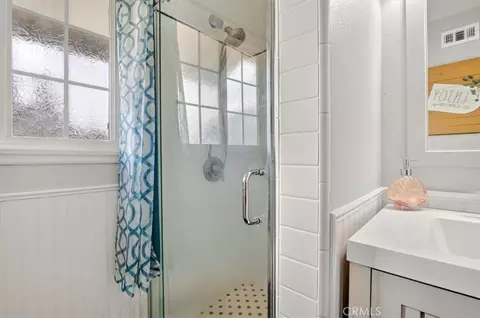 Bath - 235 Antares, Lompoc, CA 93436 photo 2 of 4