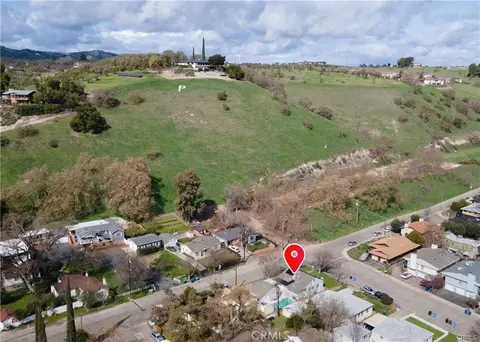 View/Area - 504 32nd St, Paso Robles, CA 93446 photo 3 of 5