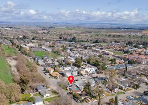 View/Area - 504 32nd St, Paso Robles, CA 93446 photo 4 of 5
