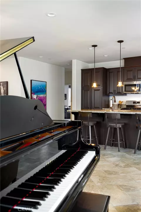 Kitchen - 275 Waterfall Rd, Templeton, CA 93465 photo 1 of 4