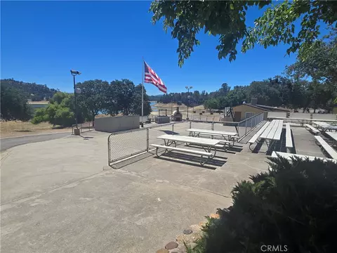 Exterior - 4250 Allen Rd, Paso Robles, CA 93446 photo 4 of 11