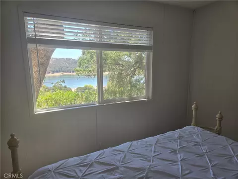 Bedroom - 4250 Allen Rd, Paso Robles, CA 93446 photo 2 of 5