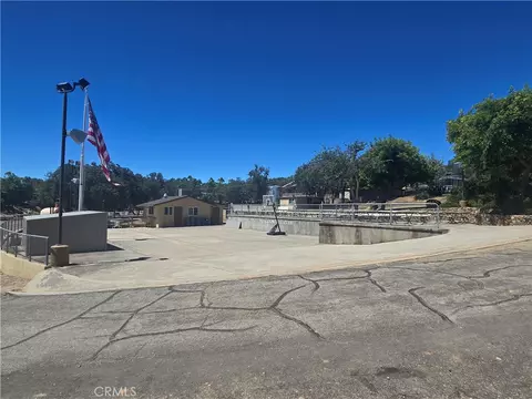 Exterior - 4250 Allen Rd, Paso Robles, CA 93446 photo 6 of 11