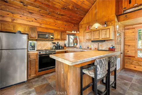 Kitchen - 48663 Benson Trl, Posey, CA 93260 photo 2 of 4