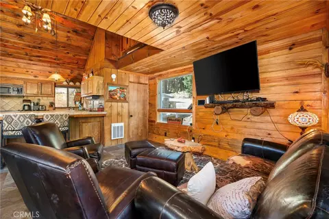 Living - 48663 Benson Trl, Posey, CA 93260 photo 3 of 5