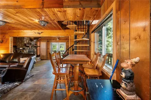Dining - 48663 Benson Trl, Posey, CA 93260 photo 1 of 2