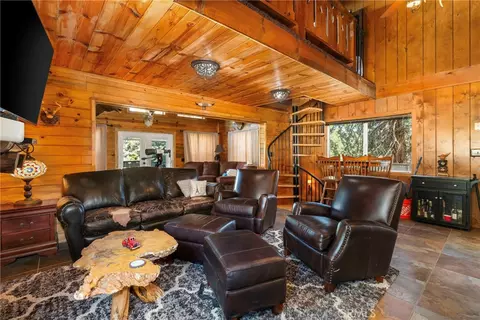 Living - 48663 Benson Trl, Posey, CA 93260 photo 2 of 5