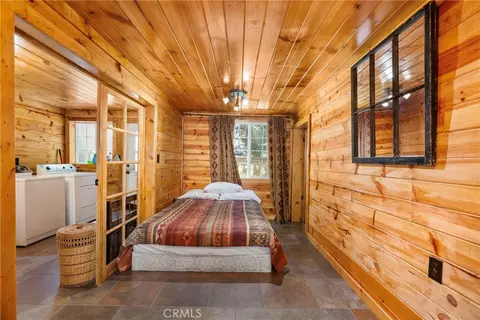 Bedroom - 48663 Benson Trl, Posey, CA 93260 photo 4 of 8