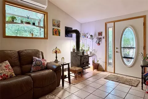 Entry Way - 49460 Sapaque Rd, Bradley, CA 93426 photo 1 of 1