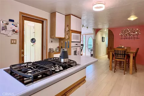 Kitchen - 49460 Sapaque Rd, Bradley, CA 93426 photo 1 of 3