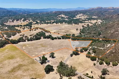 49460 Sapaque Rd, Bradley, CA 93426