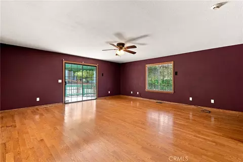 Living - 436 28th, Paso Robles, CA 93446 photo 5 of 6