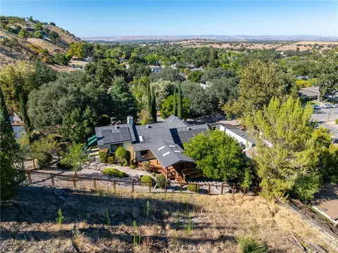 View/Area - 436 28th, Paso Robles, CA 93446 photo 2 of 9
