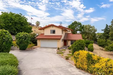 Exterior - 815 Jackson, Paso Robles, CA 93446 photo 1 of 12