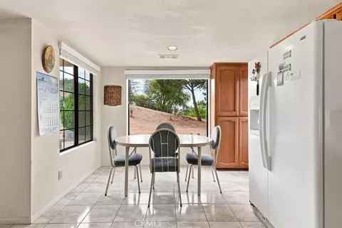 Dining - 815 Jackson, Paso Robles, CA 93446 photo 3 of 3