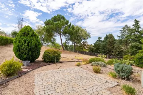 Exterior - 815 Jackson, Paso Robles, CA 93446 photo 7 of 12