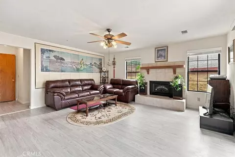 Living - 815 Jackson, Paso Robles, CA 93446 photo 1 of 2