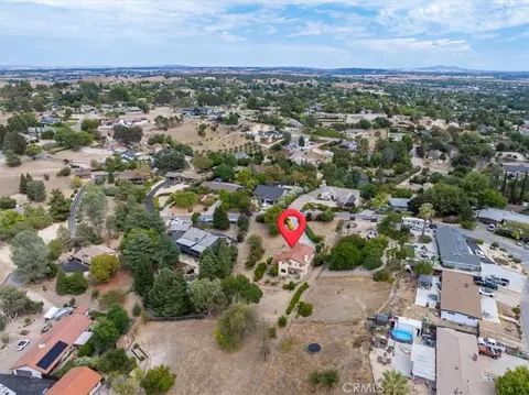 View/Area - 815 Jackson, Paso Robles, CA 93446 photo 9 of 11