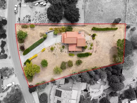 View/Area - 815 Jackson, Paso Robles, CA 93446 photo 3 of 11