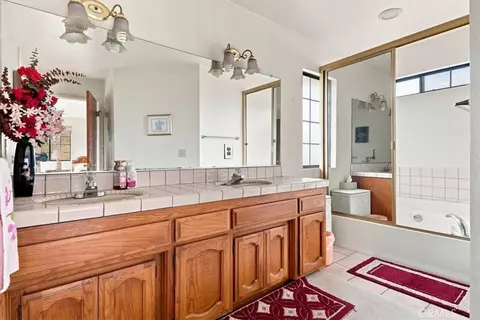 Bath - 815 Jackson, Paso Robles, CA 93446 photo 2 of 4