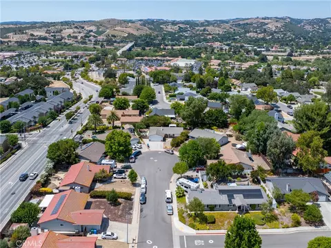 View/Area - 411 Palomino Ln, Paso Robles, CA 93446 photo 2 of 5