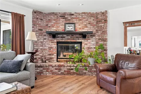 Living - 411 Palomino Ln, Paso Robles, CA 93446 photo 3 of 3