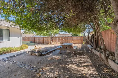 Exterior - 411 Palomino Ln, Paso Robles, CA 93446 photo 8 of 16