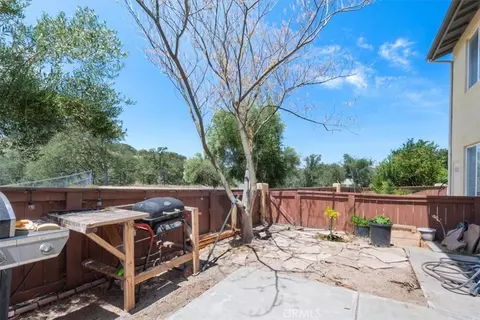 Exterior - 627 Nicklaus St, Paso Robles, CA 93446 photo 2 of 3
