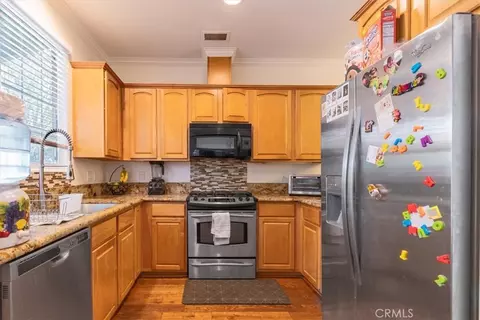 Kitchen - 627 Nicklaus St, Paso Robles, CA 93446 photo 1 of 2