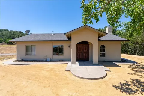 Exterior - 255 Narnia Rd, Paso Robles, CA 93446 photo 1 of 8