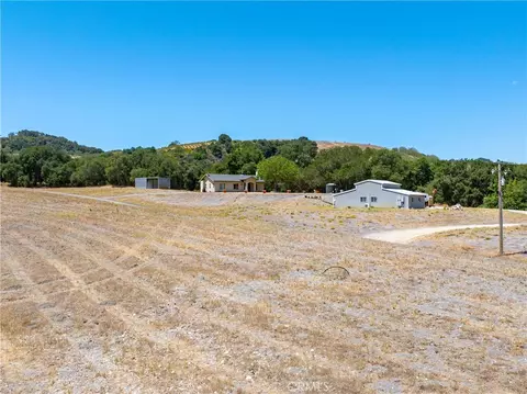 Exterior - 255 Narnia Rd, Paso Robles, CA 93446 photo 7 of 8