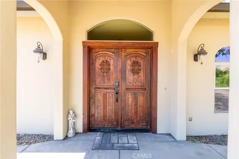 Entry Way - 255 Narnia Rd, Paso Robles, CA 93446 photo 1 of 2