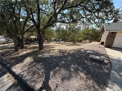2521 Captains Walk, Bradley, CA 93426 photo 4