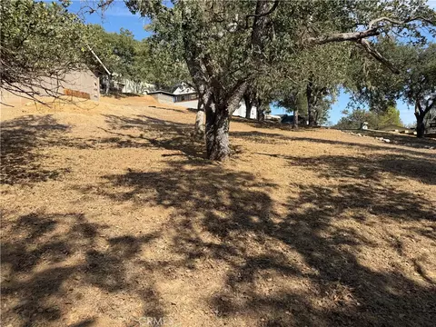 2521 Captains Walk, Bradley, CA 93426 photo 6