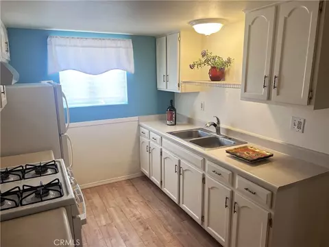 Kitchen - 1841 Lark Ellen Dr, Paso Robles, CA 93446 photo 3 of 3