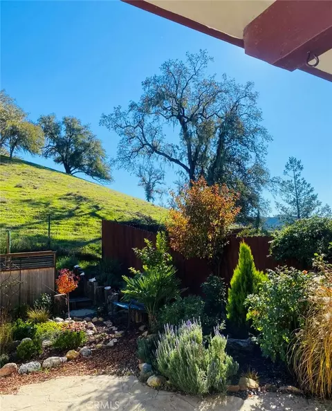 Exterior - 2642 Bridle Trl, Paso Robles, CA 93446 photo 10 of 11