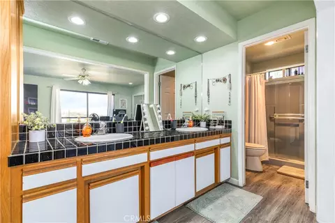 Bath - 5065 Meadow Lark, Paso Robles, CA 93446 photo 4 of 5