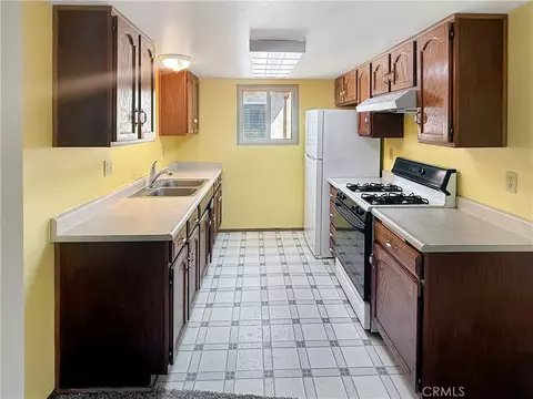 1745 Kings, Paso Robles, CA 93446 photo 3