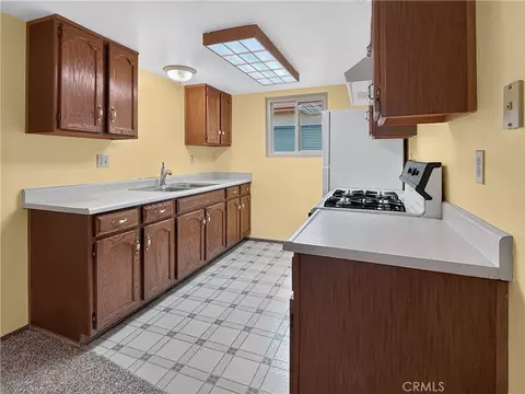 Kitchen - 1745 Kings, Paso Robles, CA 93446 photo 2 of 3