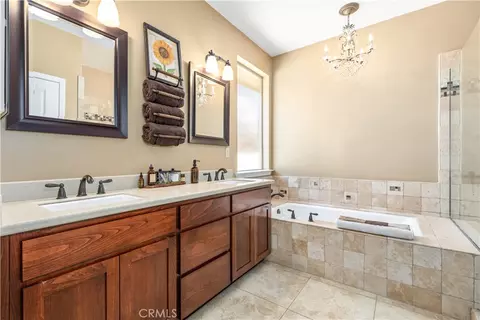 Bath - 3435 Catalina Pl, Paso Robles, CA 93446 photo 3 of 4