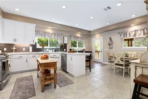 Kitchen - 5039 Northfork Pl, Paso Robles, CA 93446 photo 1 of 7