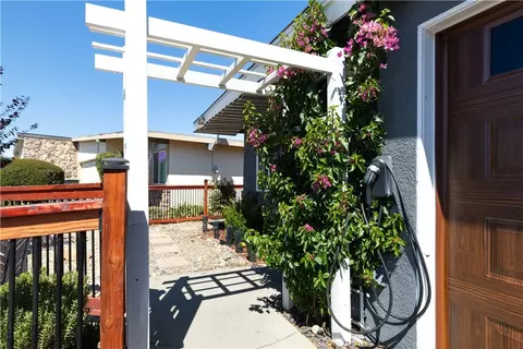 Exterior - 1532 Sierra, Paso Robles, CA 93446 photo 4 of 12